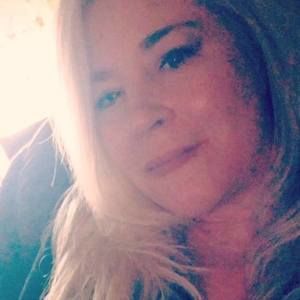 Meet your Posher, Carrie